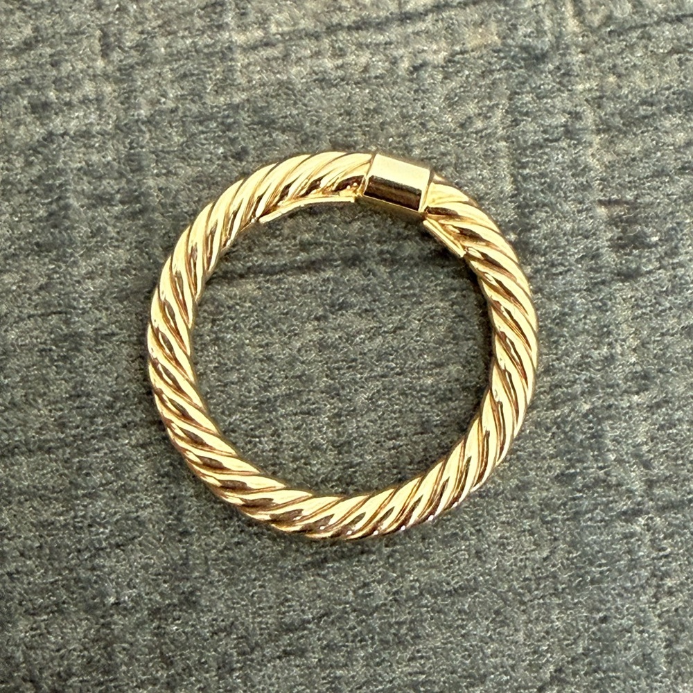 Ring Concierge 14K Yellow Gold Twisted Rope Ring Size 6.5 - Picture 4 of 5